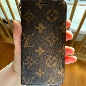 LV IPhone 11 case